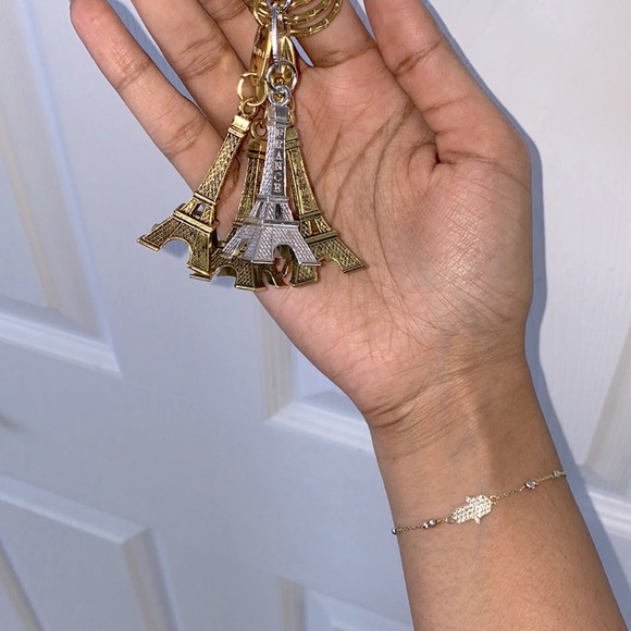 Eiffel Tower keychains - Picture 1 of 1